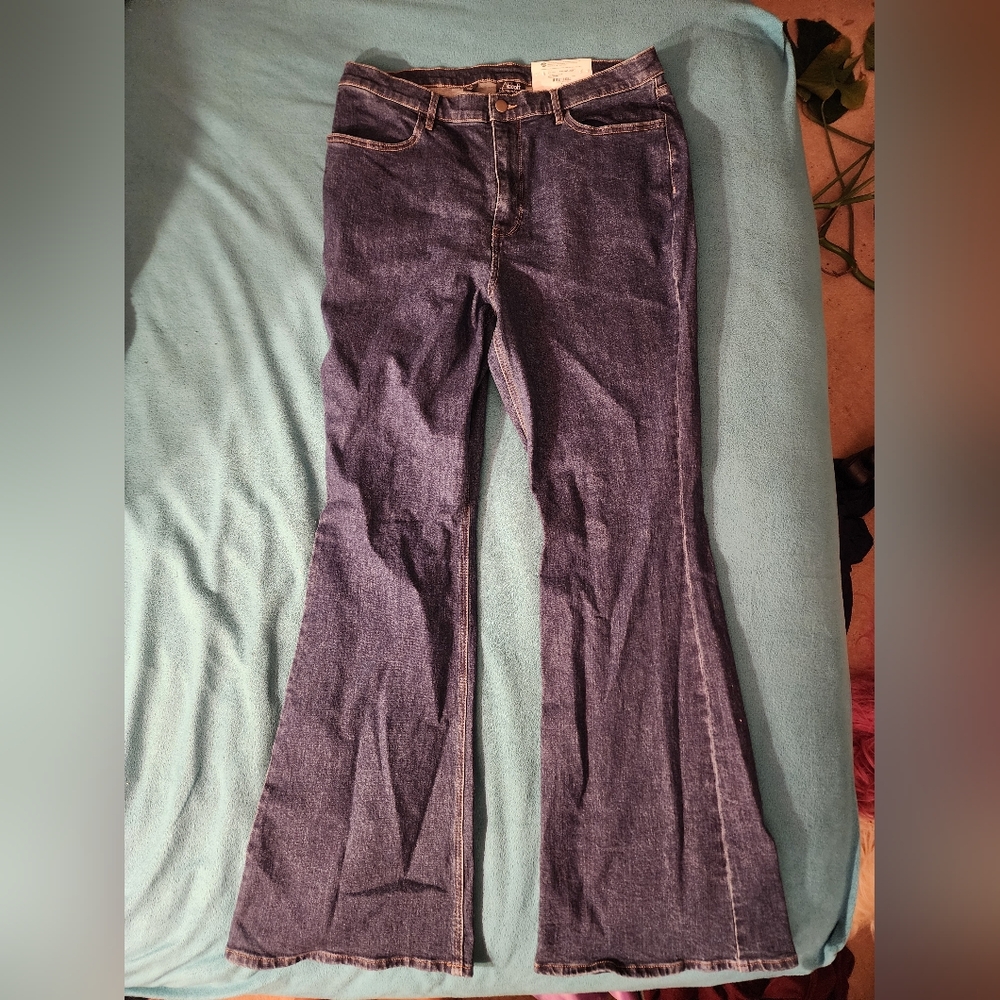 Women's Flare & Wide Leg Jeans - Blue
